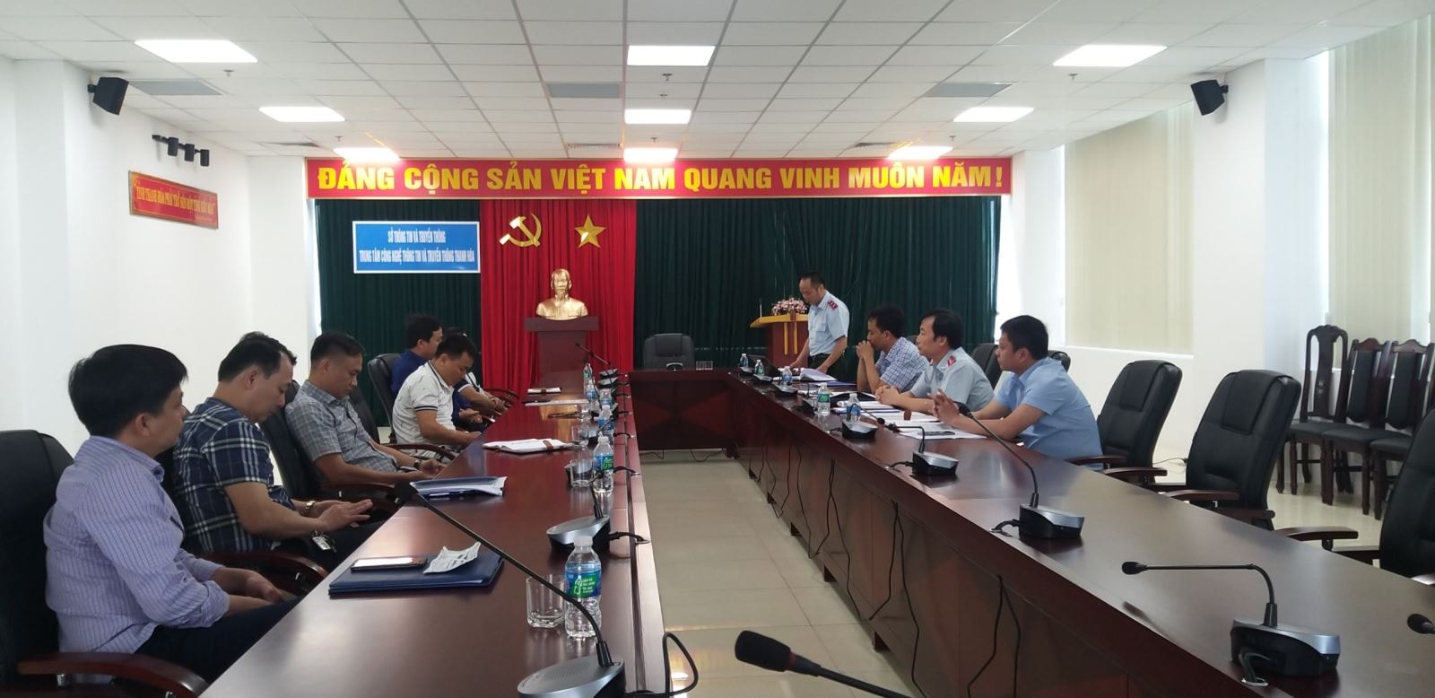 xu phat vi pham hanh chinh tap chi dien tu moi truong va do thi viet nam hinh 1