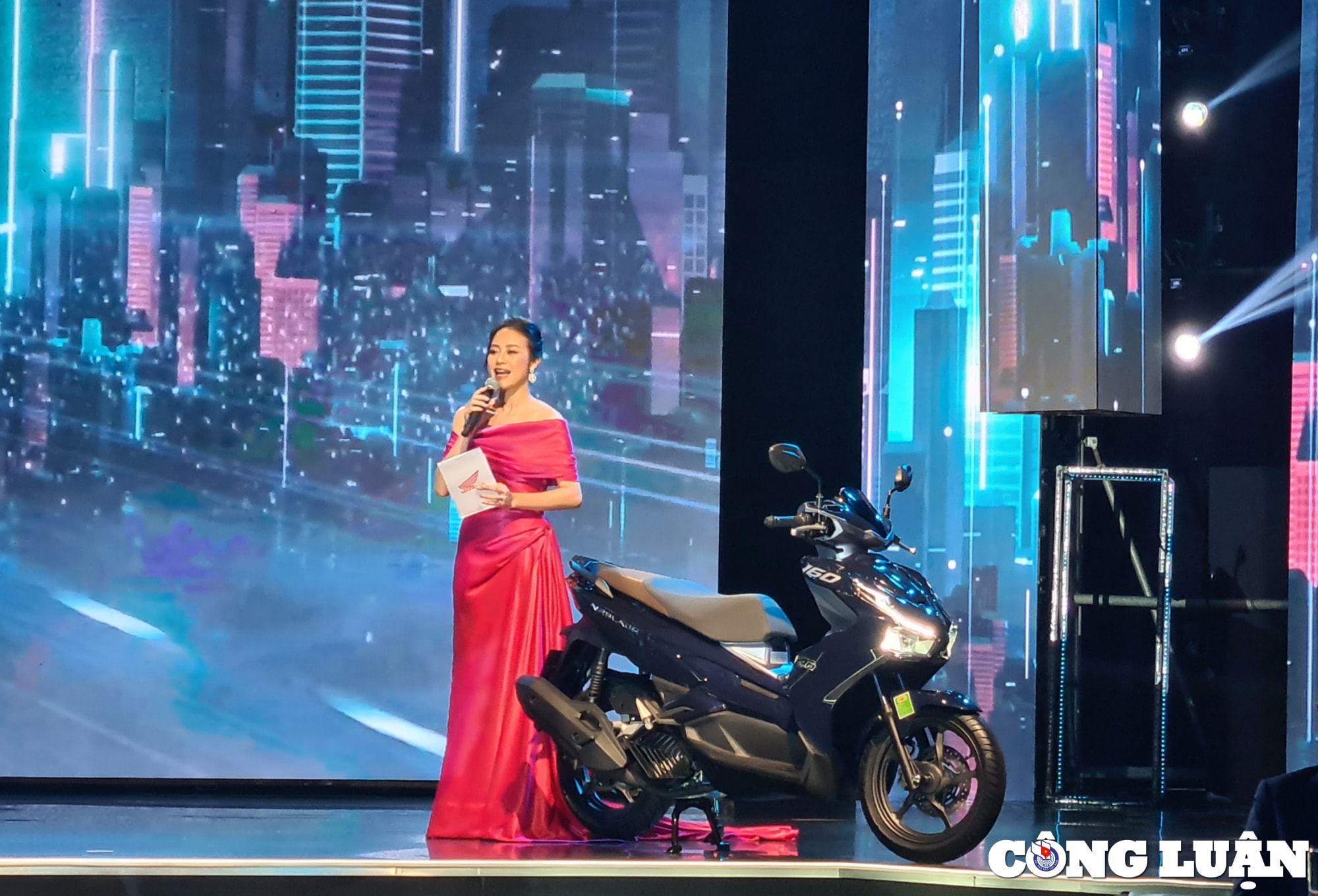 honda ra mat tuyet pham air blade 160cc 125cc voi cong nghe esp 4 hinh 3