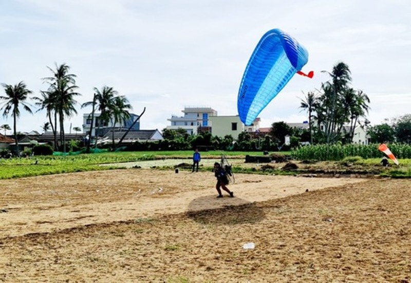 man nhan canh hon 60 du luon bay tren bau troi dao ly son hinh 9