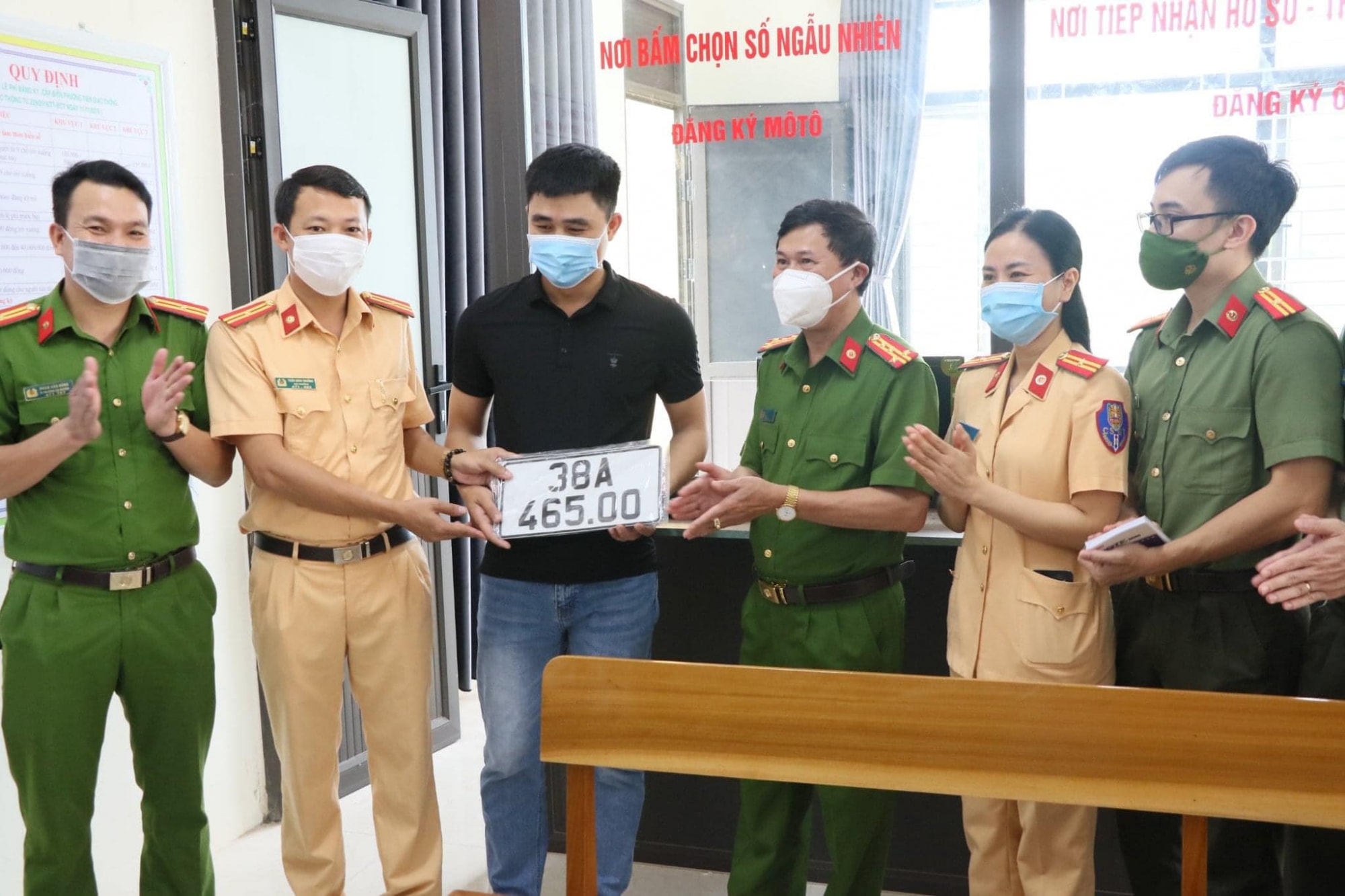 ha tinh dong loat trien khai dang ky cap bien so xe tai cac dia phuong hinh 1