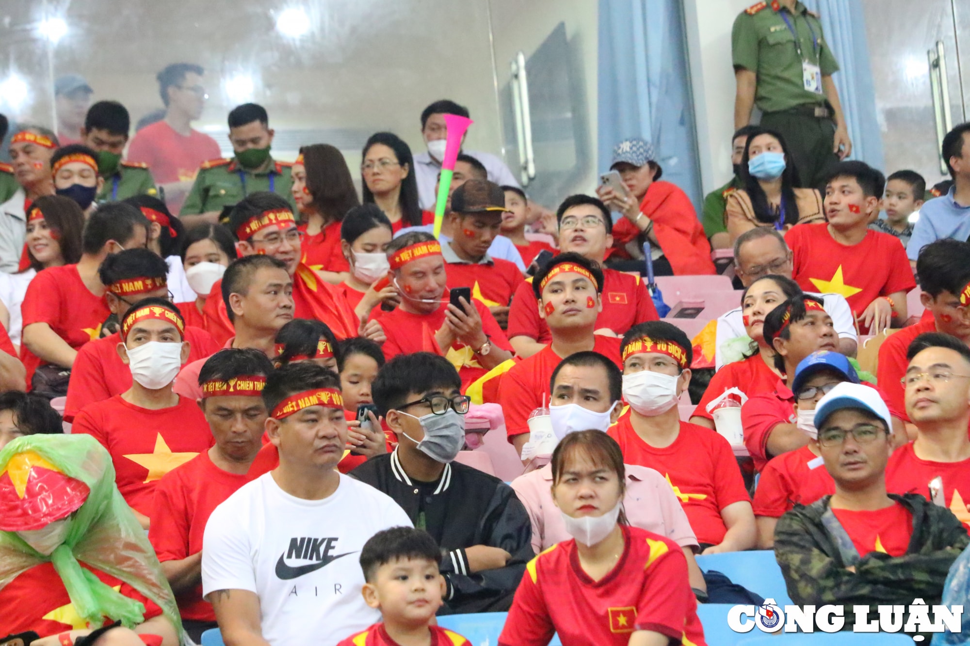 san my dinh ngap trong sac do truoc tran chung ket sea games 31 hinh 8