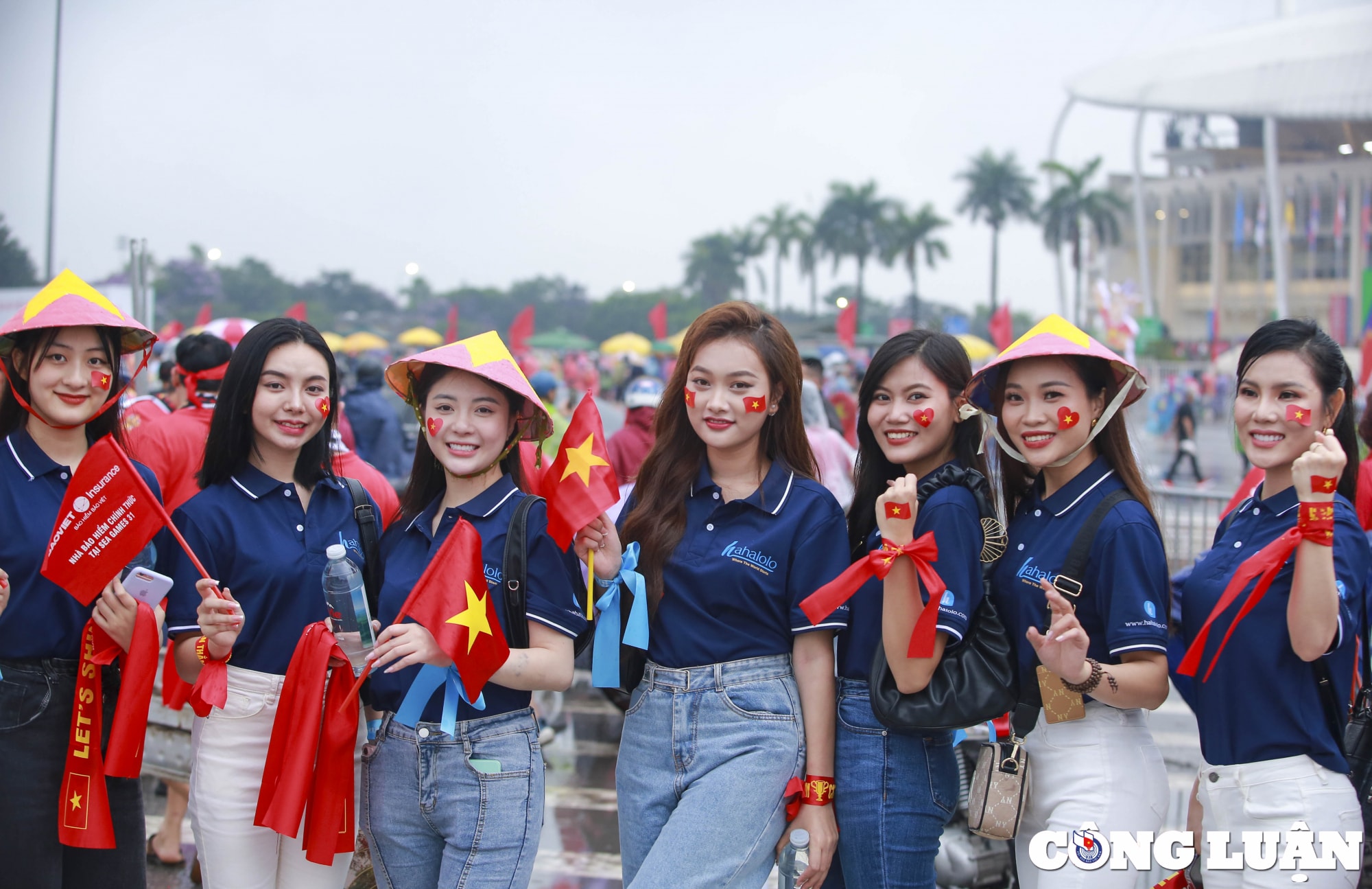 ngam nhin dan co dong vien sieu xinh sieu dang yeu tai san van dong my dinh hinh 3