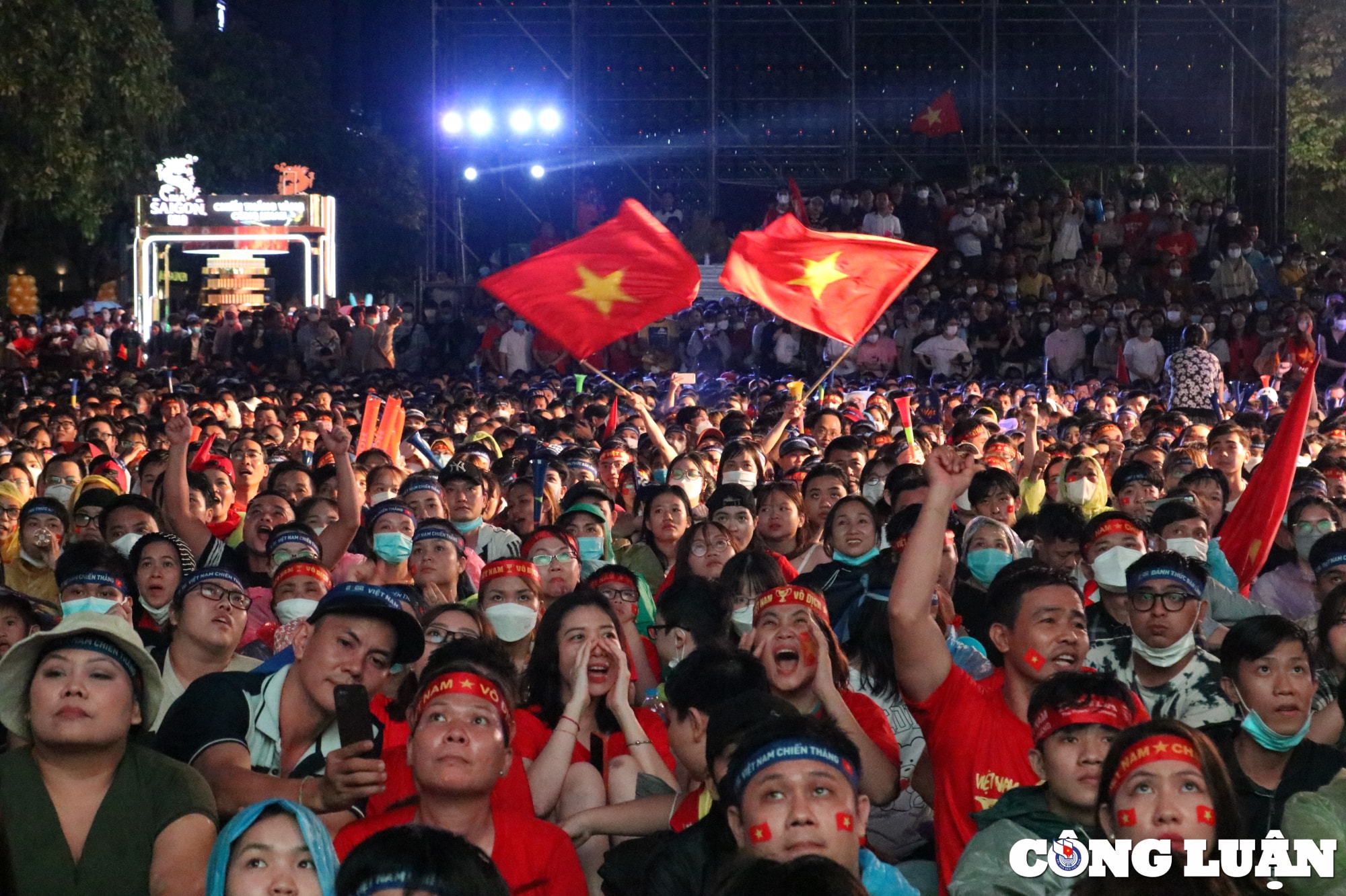u23 viet nam tro thanh quan quan sea games 31 cam on vi chung ta da dong long hinh 2