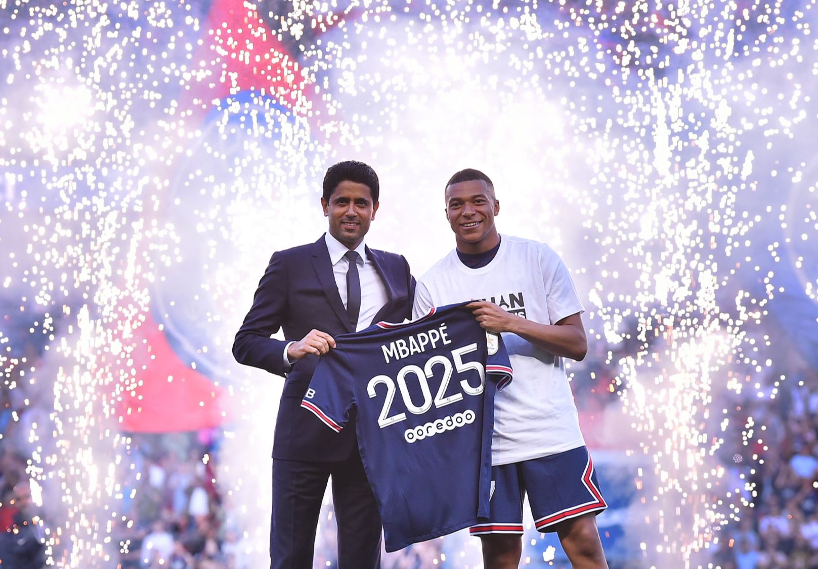 mbappe gia han hop dong voi psg huong luong len toi 100 trieu euro nam hinh 2
