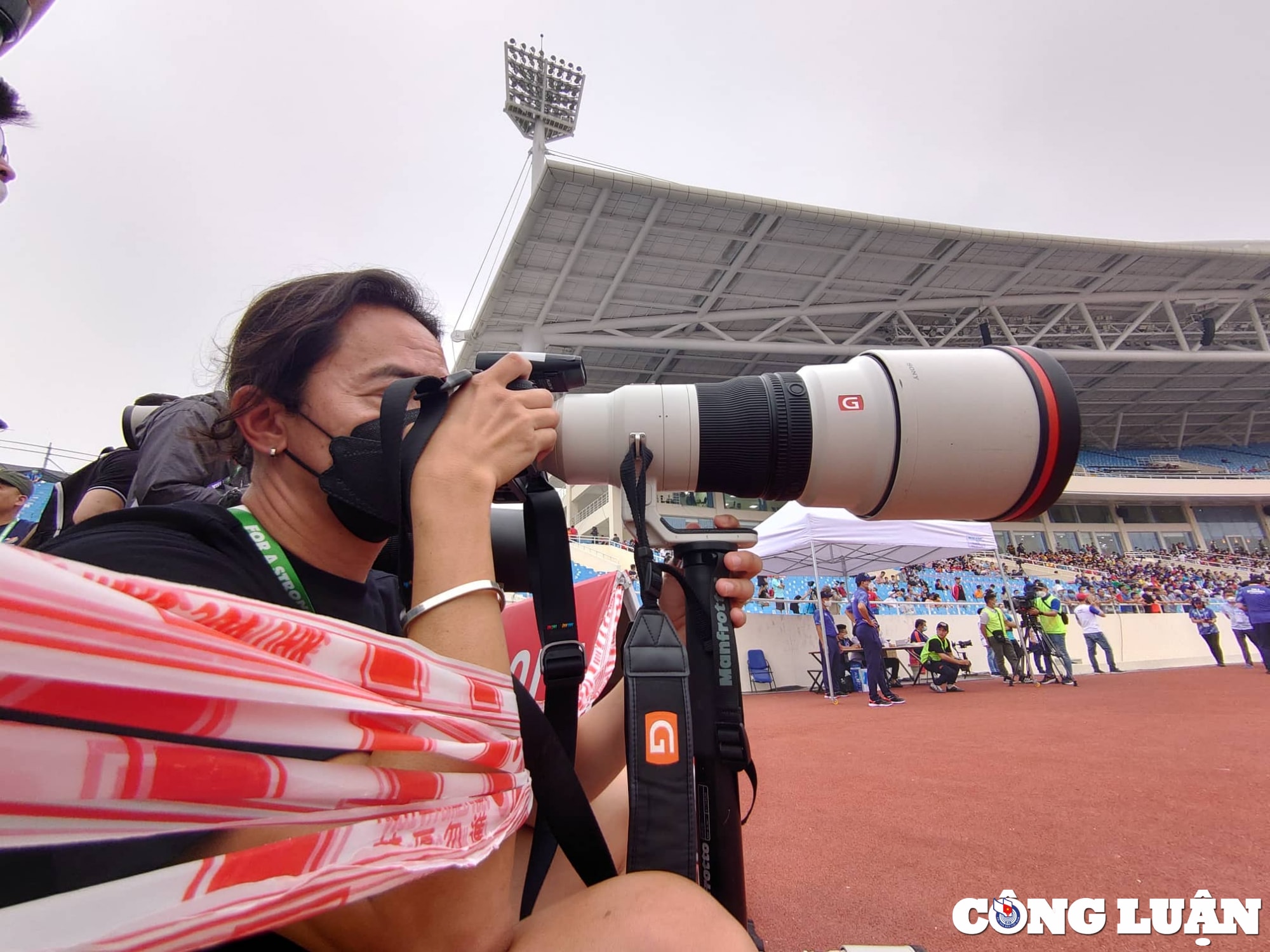 nhung khoanh khac tac nghiep hoa nhip dap cung sea games 31 hinh 12