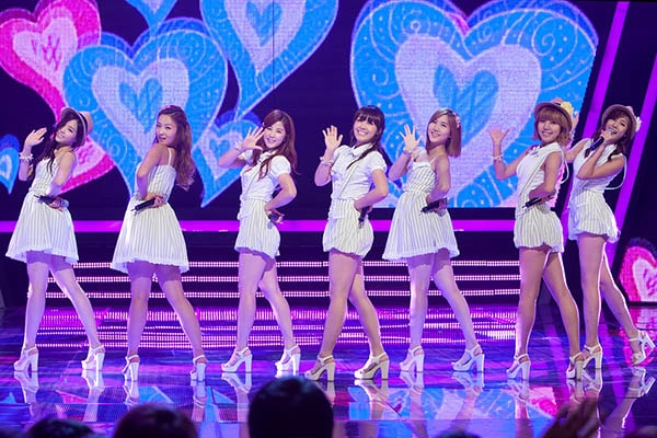 m countdown chinh thuc mo cua cho khan gia sau hai nam hinh 3
