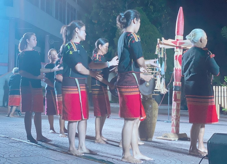 han quoc tai tro 25000 usd bao ton van hoa cong chieng dak lak hinh 4