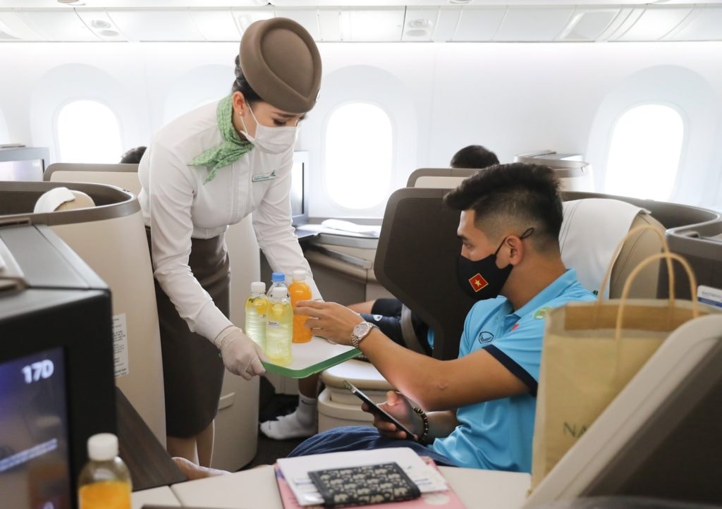bamboo airways thuong nong tuyen bong da nam u23 va tuyen nu viet nam vo dich sea games 31 hinh 2