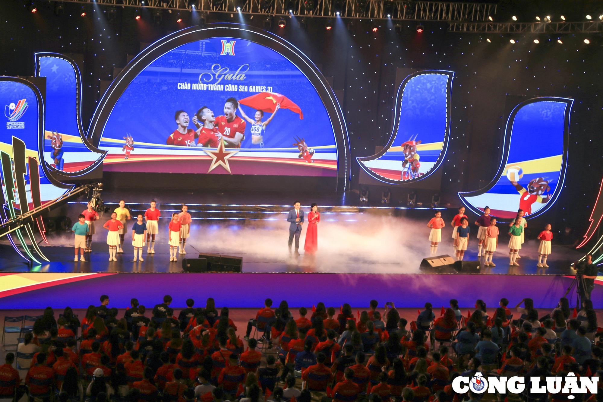 hang nghin hoc sinh sinh vien xep hang gap mat vdv sea games 31 hinh 6
