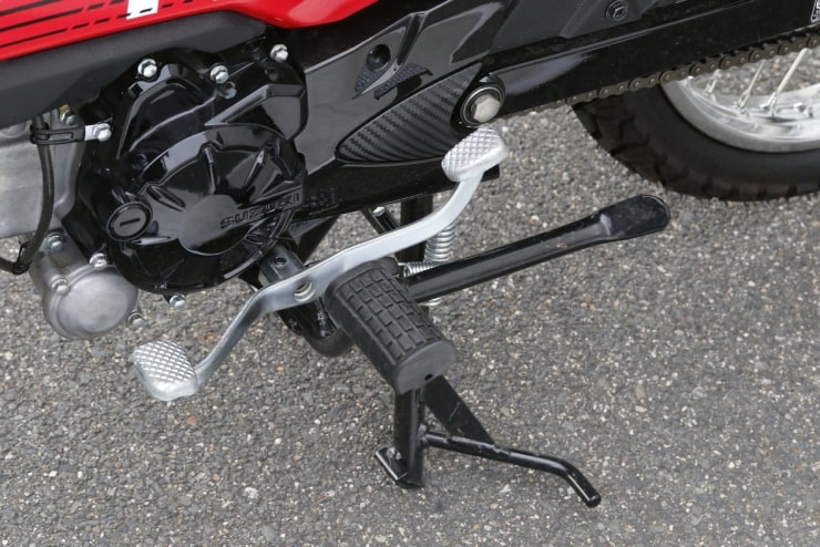 ngam xe con tay co nho 2022 suzuki raider j crossover so huu thiet ke doc dao hinh 5