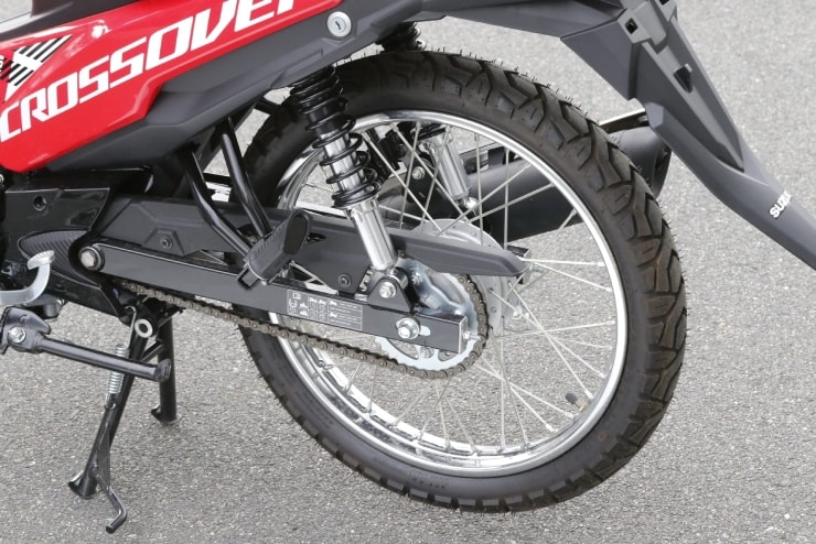 ngam xe con tay co nho 2022 suzuki raider j crossover so huu thiet ke doc dao hinh 2