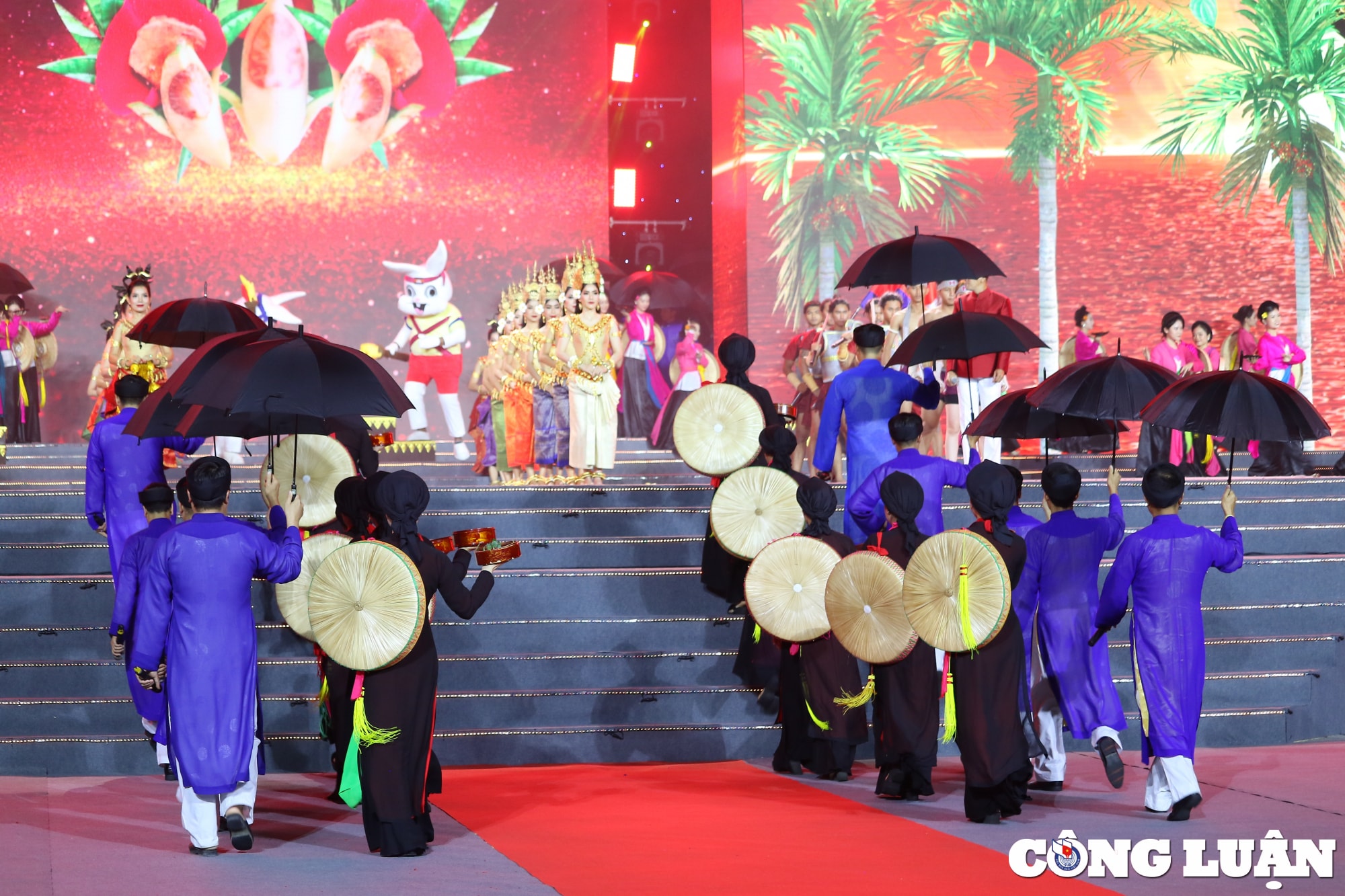 nhung khoanh khac an tuong nhat tai le be mac sea games 31 hinh 13
