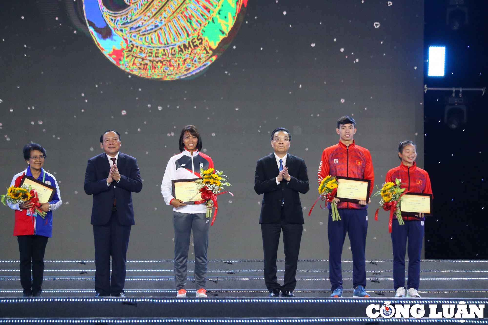 nhung khoanh khac an tuong nhat tai le be mac sea games 31 hinh 1