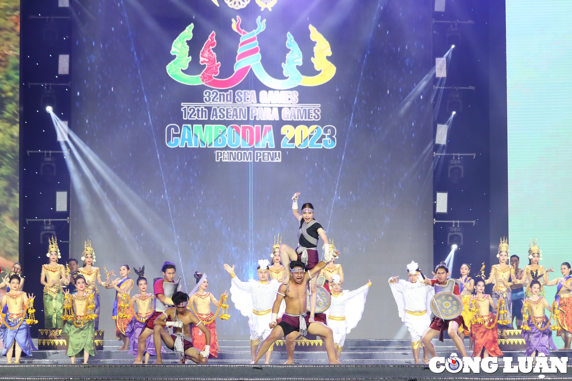 nhung khoanh khac an tuong nhat tai le be mac sea games 31 hinh 14
