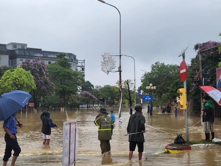 pho bien thanh song sau mua lon keo dai o nhieu noi tai tinh bac ninh va vinh phuc hinh 5