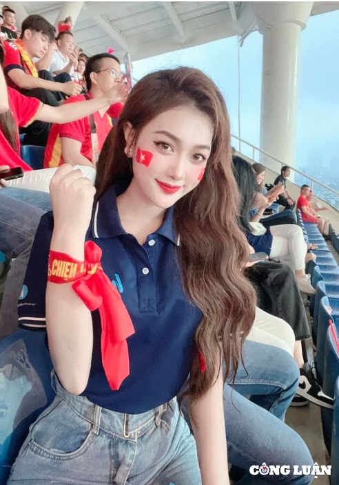 nhung co dong vien xinh dep lot ong kinh phong vien tai sea games 31 hinh 4