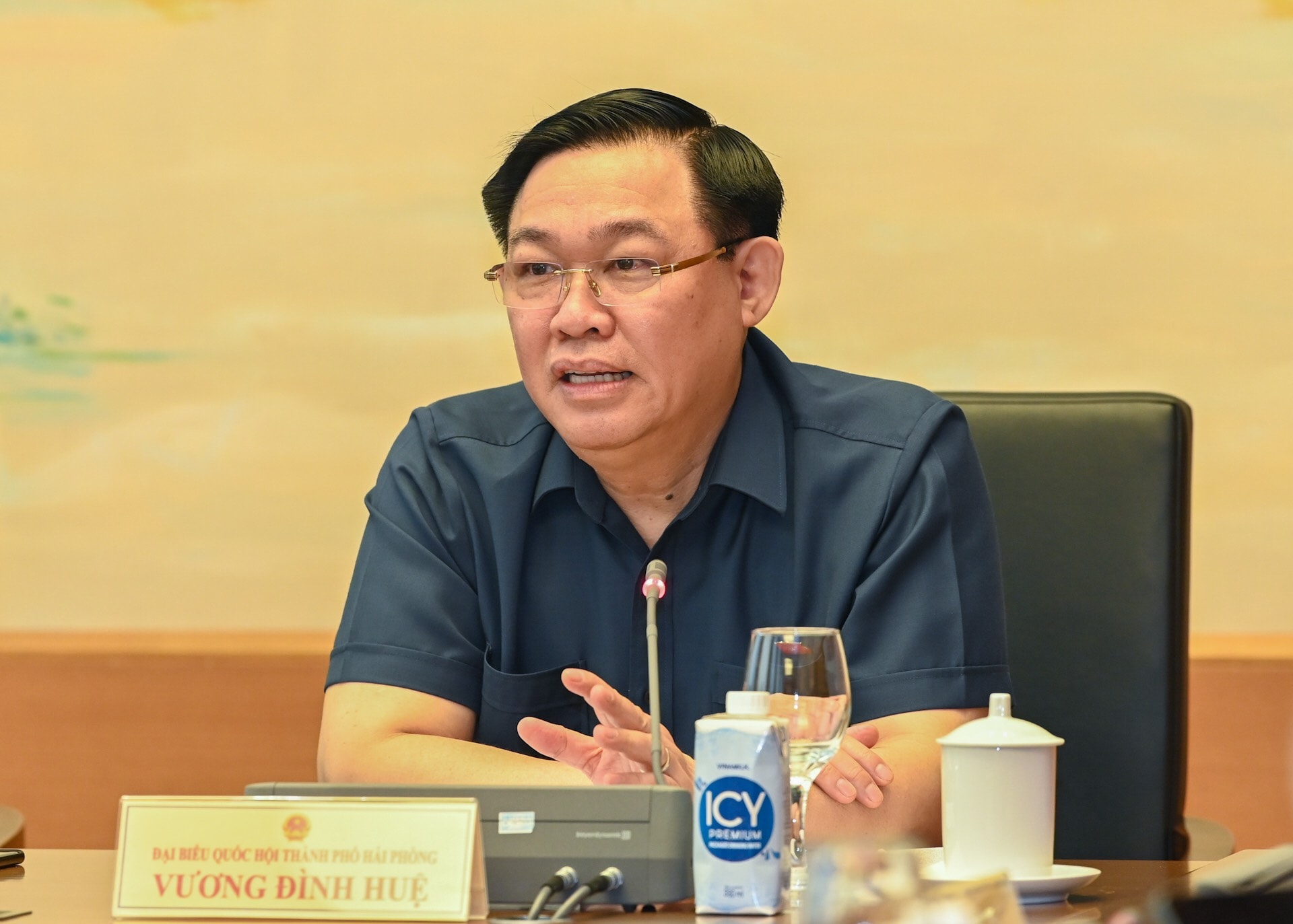 chu tich quoc hoi lo ngai goi kich thich kinh te 347 nghin ty dong co tien ma khong tieu duoc hinh 1