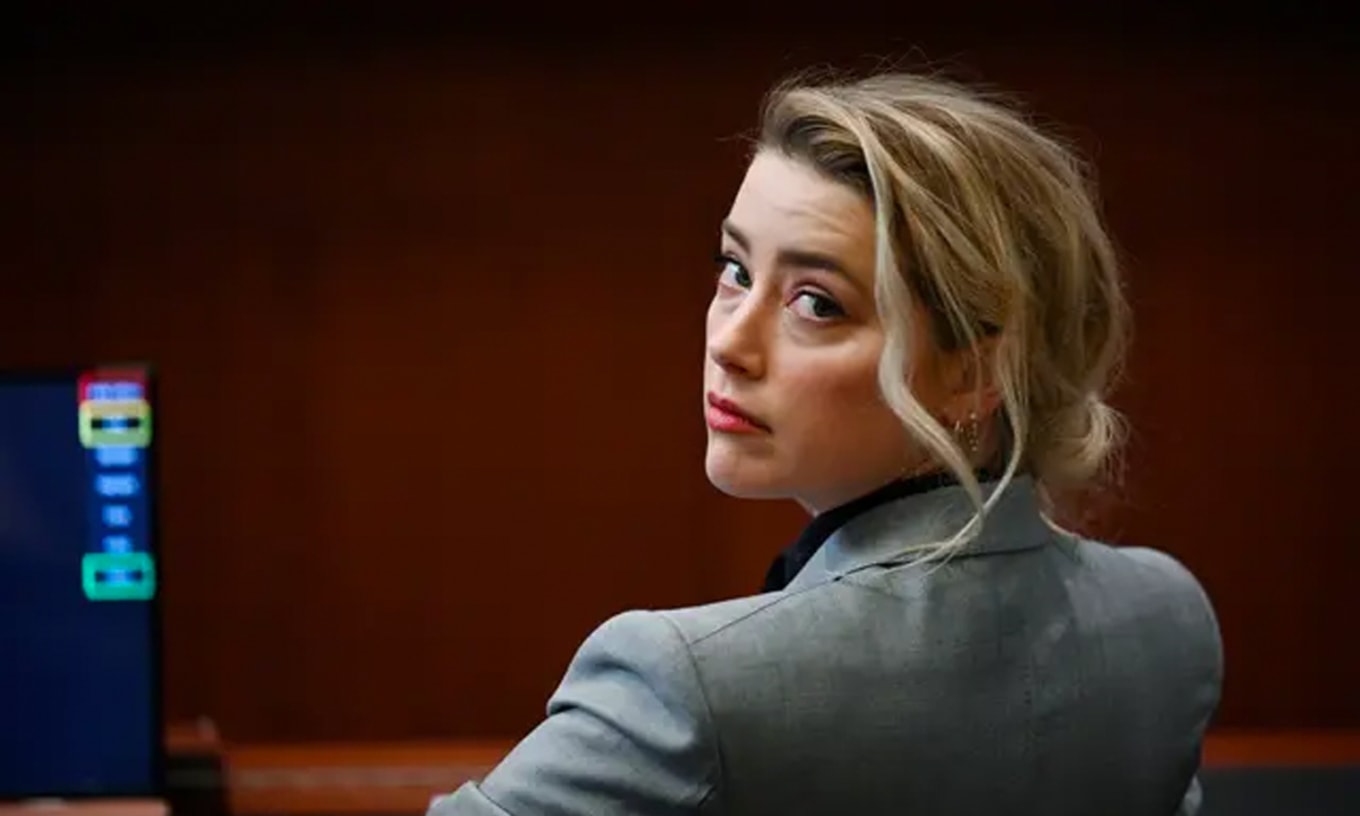 johnny depp co khien amber heard thiet hai gan 50 trieu usd hinh 1