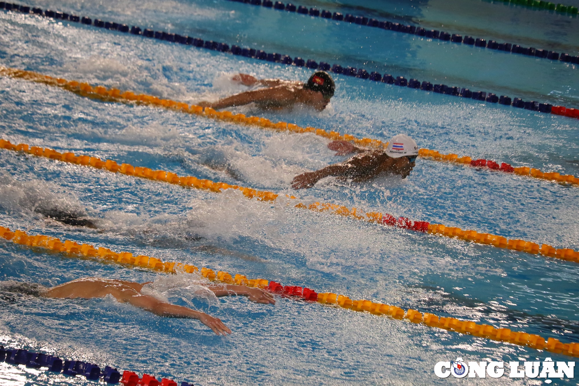 kinh ngu huy hoang duoc thuong hon 300 trieu dong tai sea games 31 hinh 3