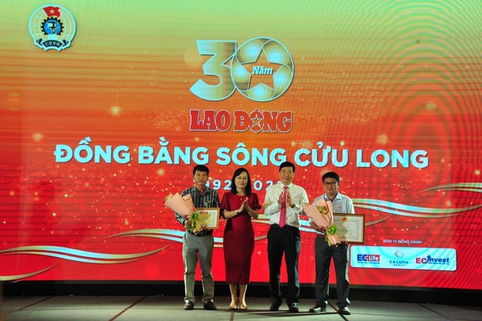 bao lao dong ky niem 30 nam thanh lap van phong dong bang song cuu long hinh 2