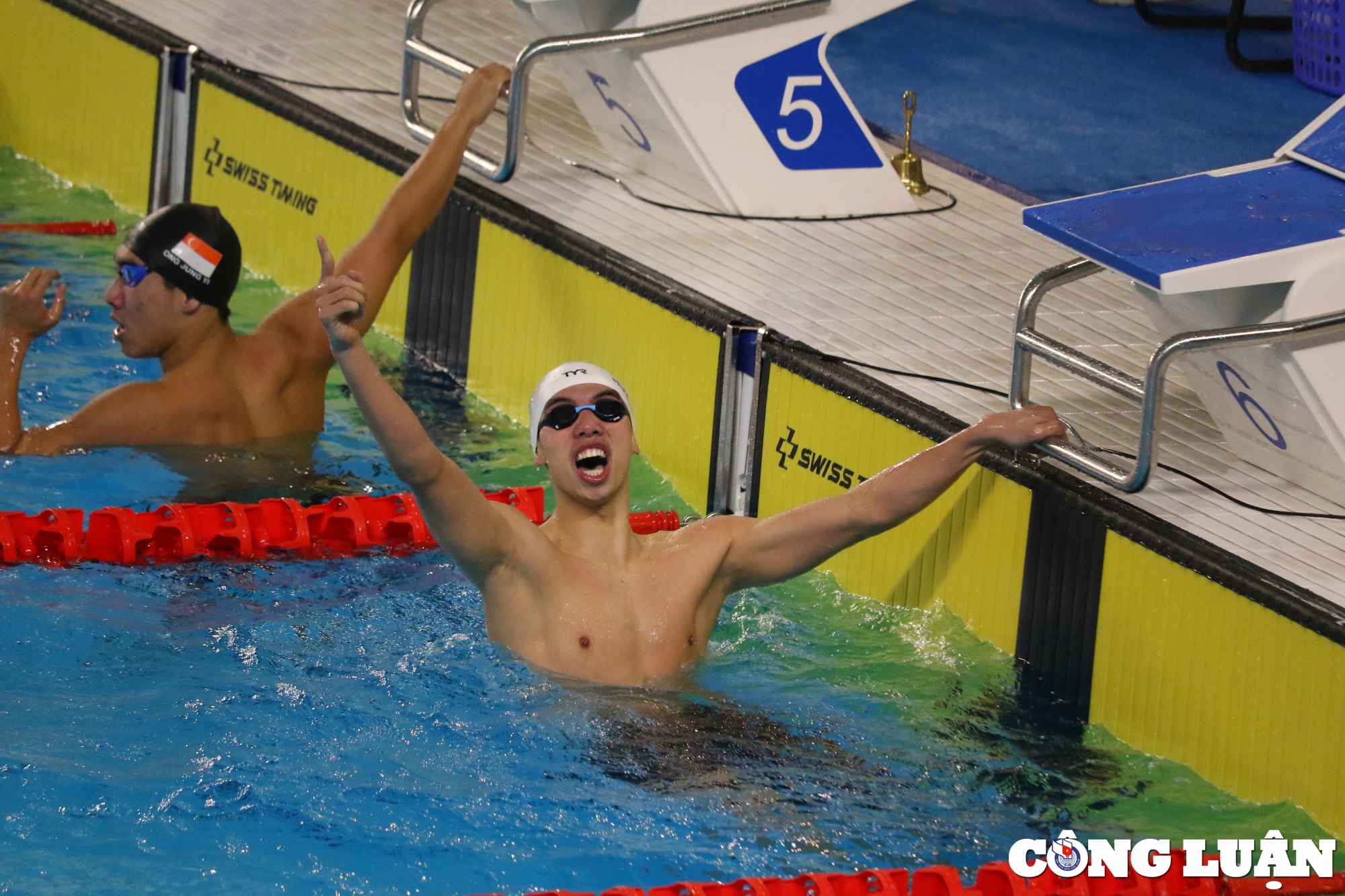 kinh ngu huy hoang duoc thuong hon 300 trieu dong tai sea games 31 hinh 1