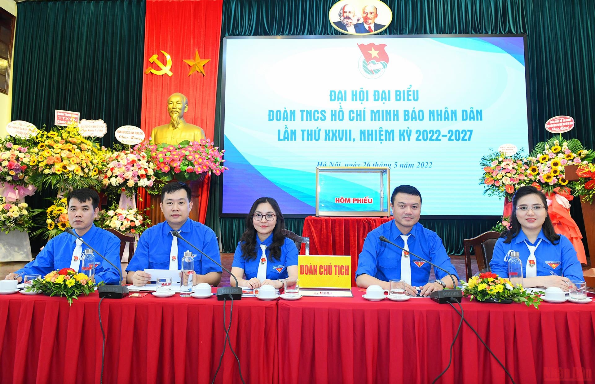 doan thanh nien cong san ho chi minh bao nhan dan doan ket sang tao phat trien hinh 1