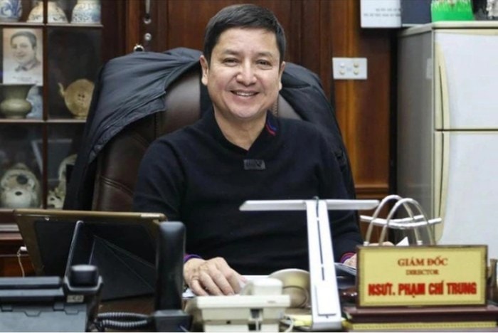 nghe si uu tu chi trung nghi huu duoc moi lam co van nha hat tuoi tre hinh 3