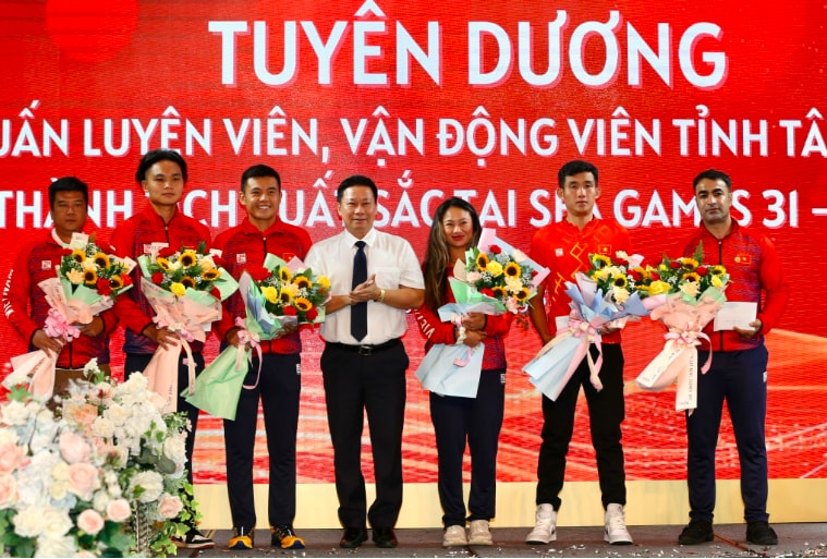 ly hoang nam duoc thuong gan 2 ty dong cho tam hcv sea games 31 hinh 4
