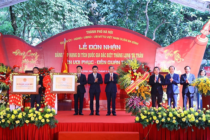 den voi phuc va den quan thanh don nhan bang xep hang di tich quoc gia dac biet thang long tu tran hinh 1