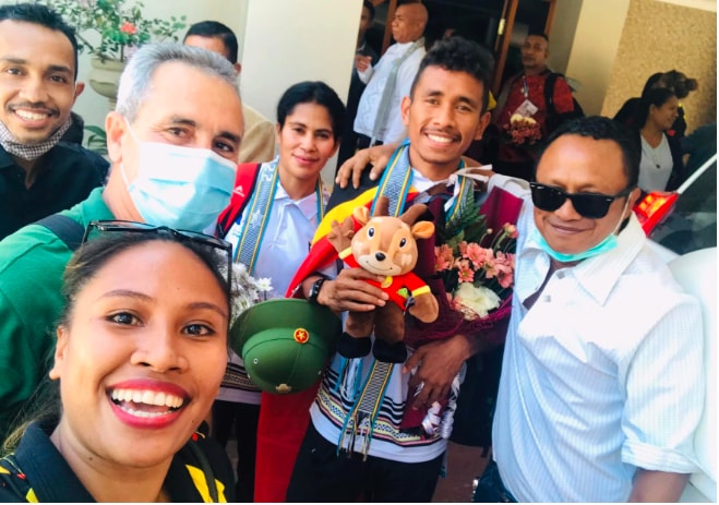 4 vdv gianh huy chuong lich su cho timor leste duoc nhan hoc bong hinh 5
