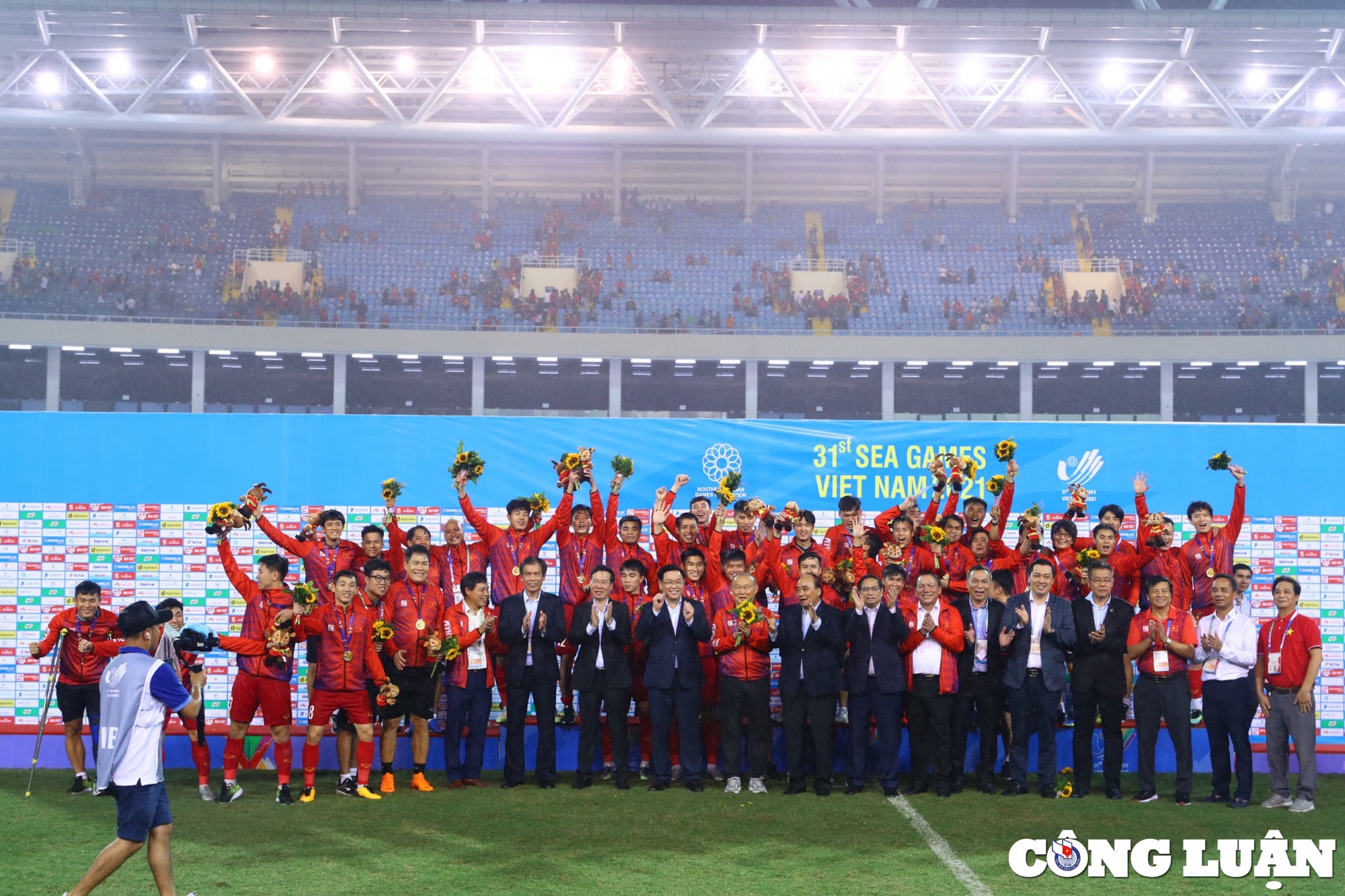 afc vinh danh cau thu nguyen thanh binh truoc giai bong da u23 chau a hinh 5