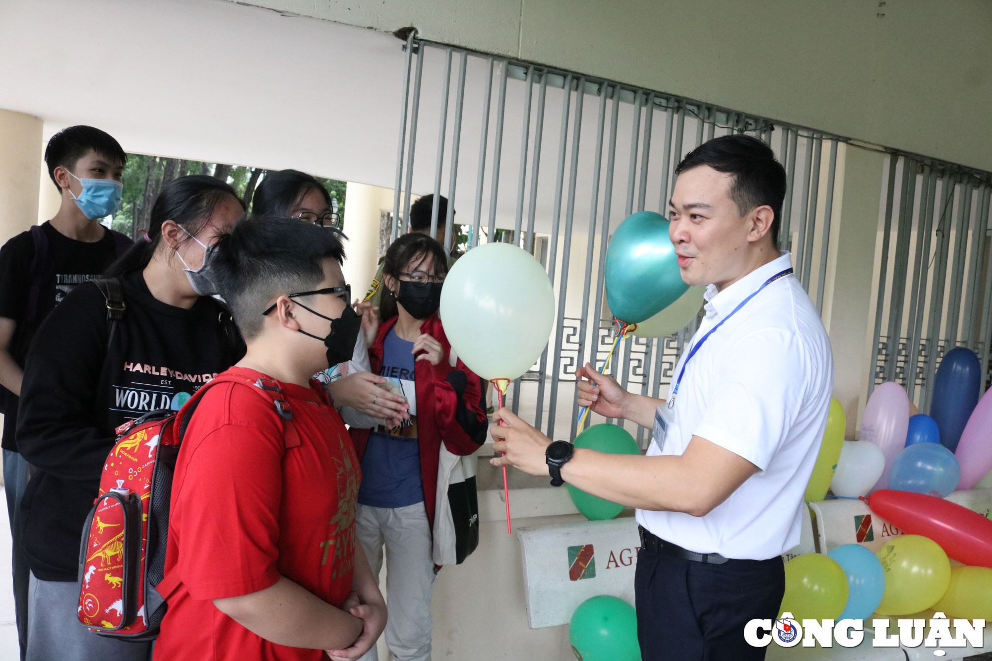 ngay quoc te thieu nhi 1 6 cong vien dam sen dong nghet dinh doc lap lac dac nguoi hinh 14