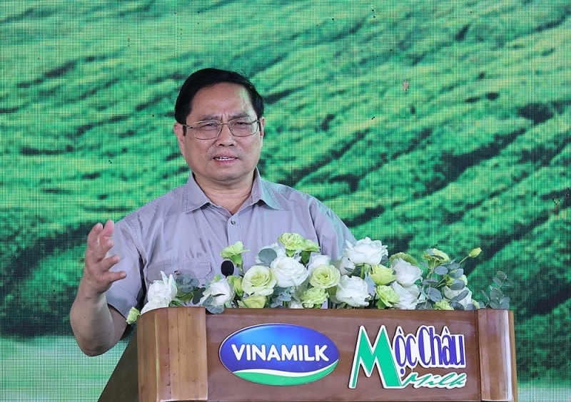 moc chau milk va vinamilk chinh thuc ra mat va khoi cong du an to hop thien duong sua moc chau hinh 5