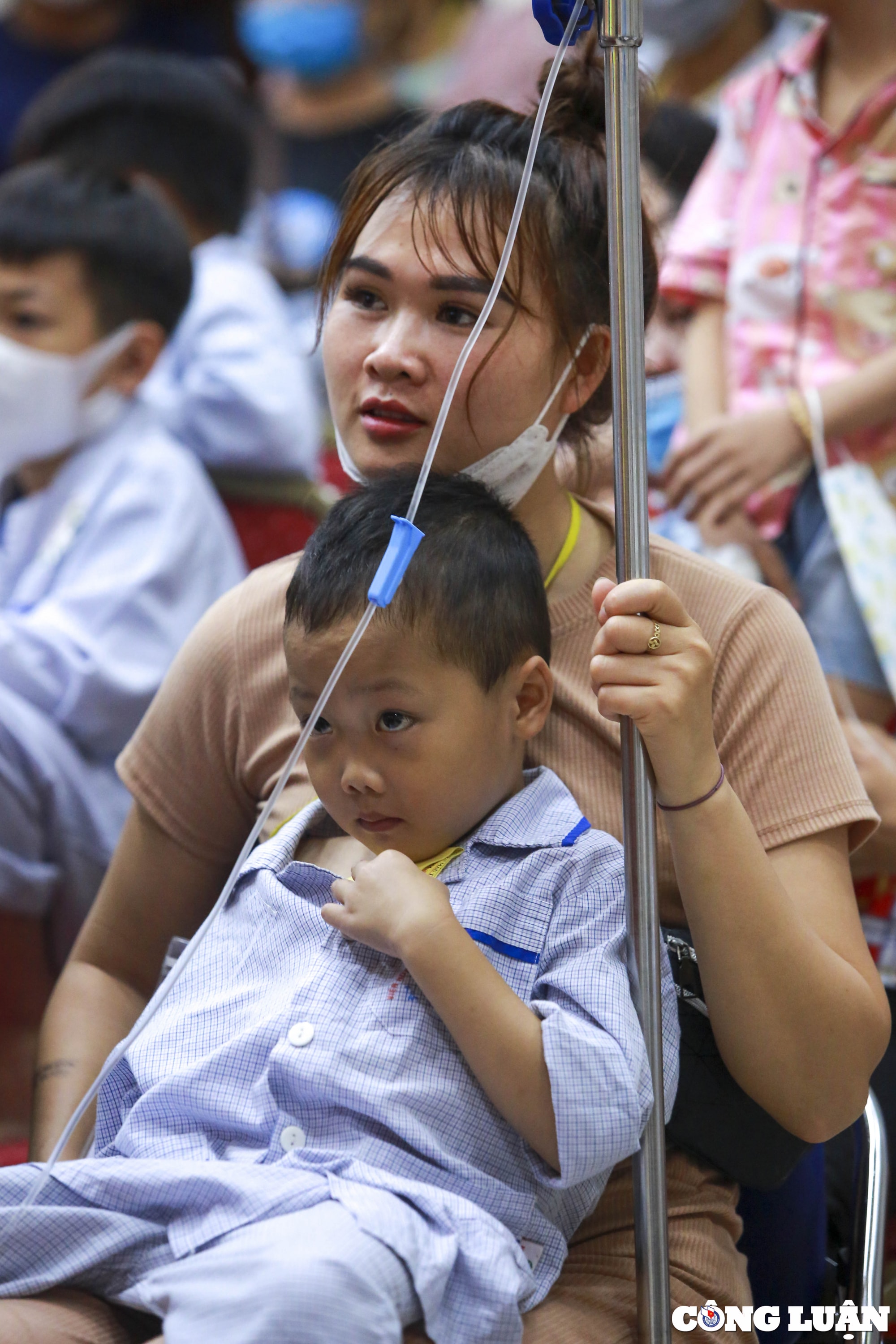 am ap tet thieu nhi den som tai vien huyet hoc truyen mau tw hinh 7