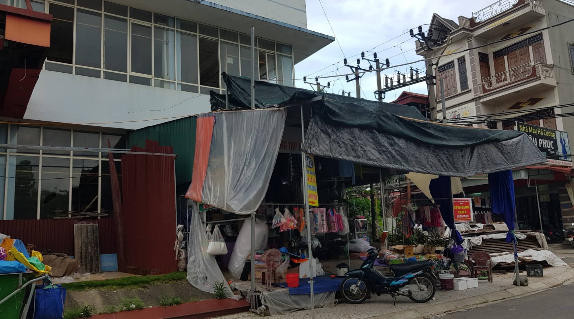 hai duong trung tam thuong mai va sieu thi cho cuoi dau tu hang chuc ty roi bo hoang hinh 5