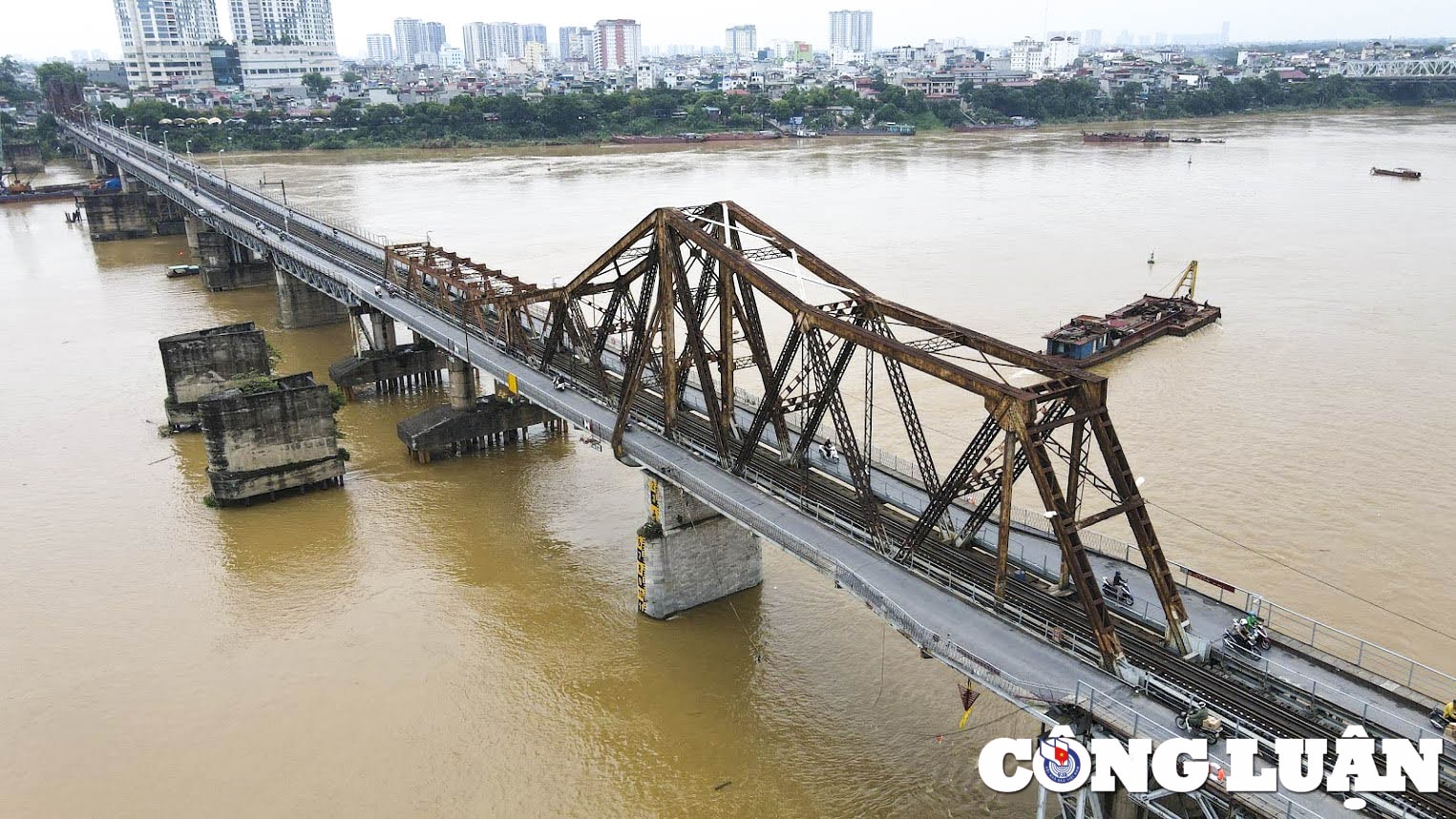 cau long bien xuong cap nghiem trong nen chang can mot cuoc dai tu hinh 13