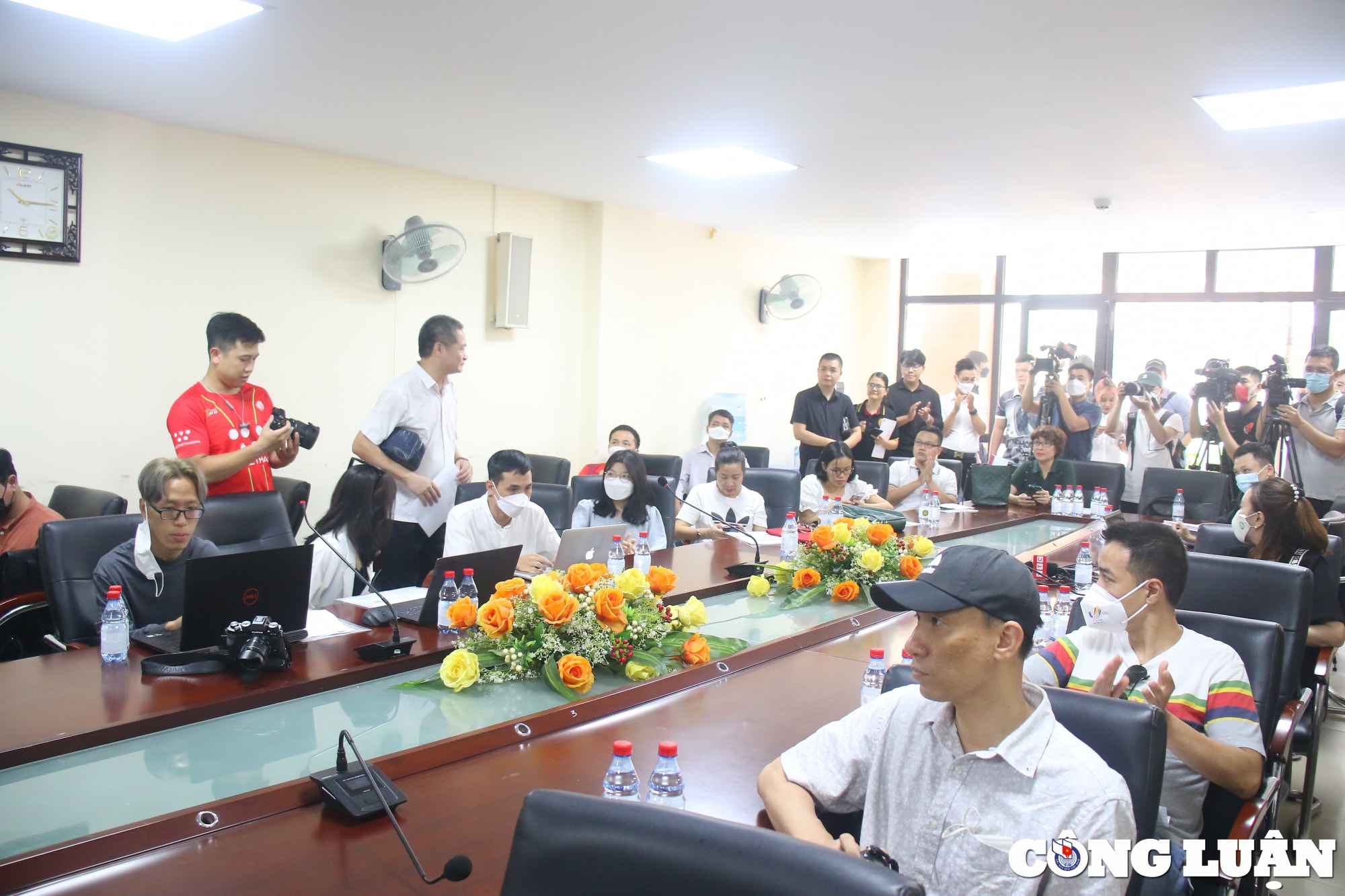 giai vo dich su tu vo thuat tong hop viet nam  lion championship 2022 bat dau tu 11 6 hinh 4