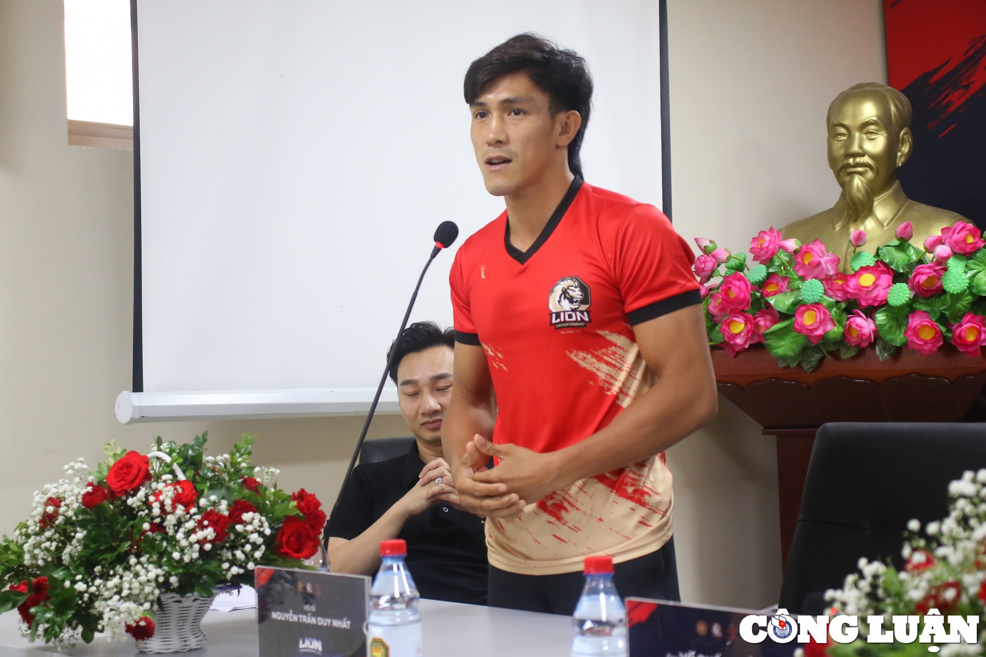 giai vo dich su tu vo thuat tong hop viet nam  lion championship 2022 bat dau tu 11 6 hinh 9