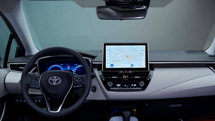 toyota corolla altis 2023 se trang bi dong co hybrid hinh 2