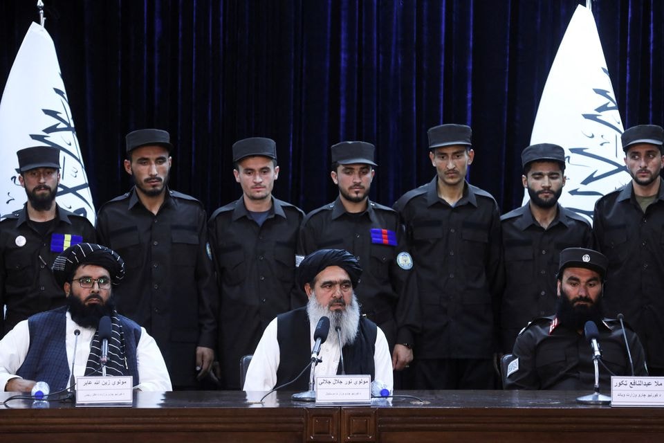 taliban cong bo dong phuc moi cho canh sat afghanistan hinh 1