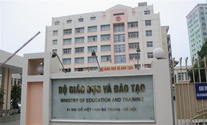 hai bi can lien quan den de thi sinh hoc bi khoi to bo giao duc va dao tao noi gi hinh 1