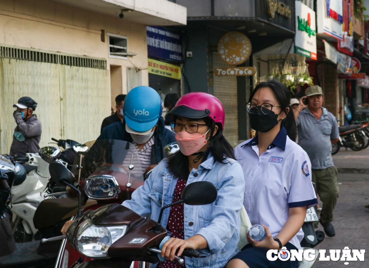 hon 92700 hoc sinh lop 9 o tp hcm hoi hop tranh suat vao lop 10 hinh 2