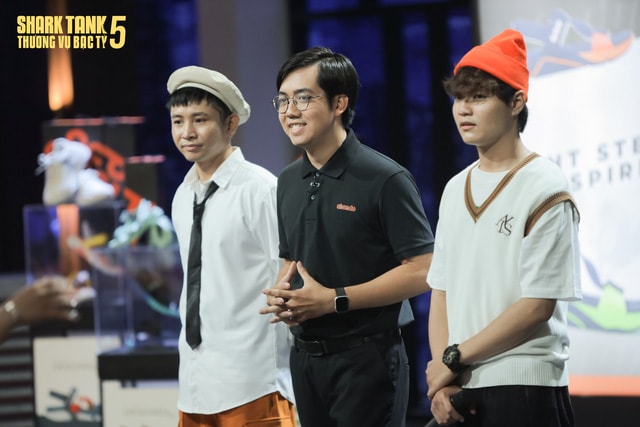 shark tank 5 tap 2 shark quang nam le hung anh chot 2 deal voi start up 9x hinh 1