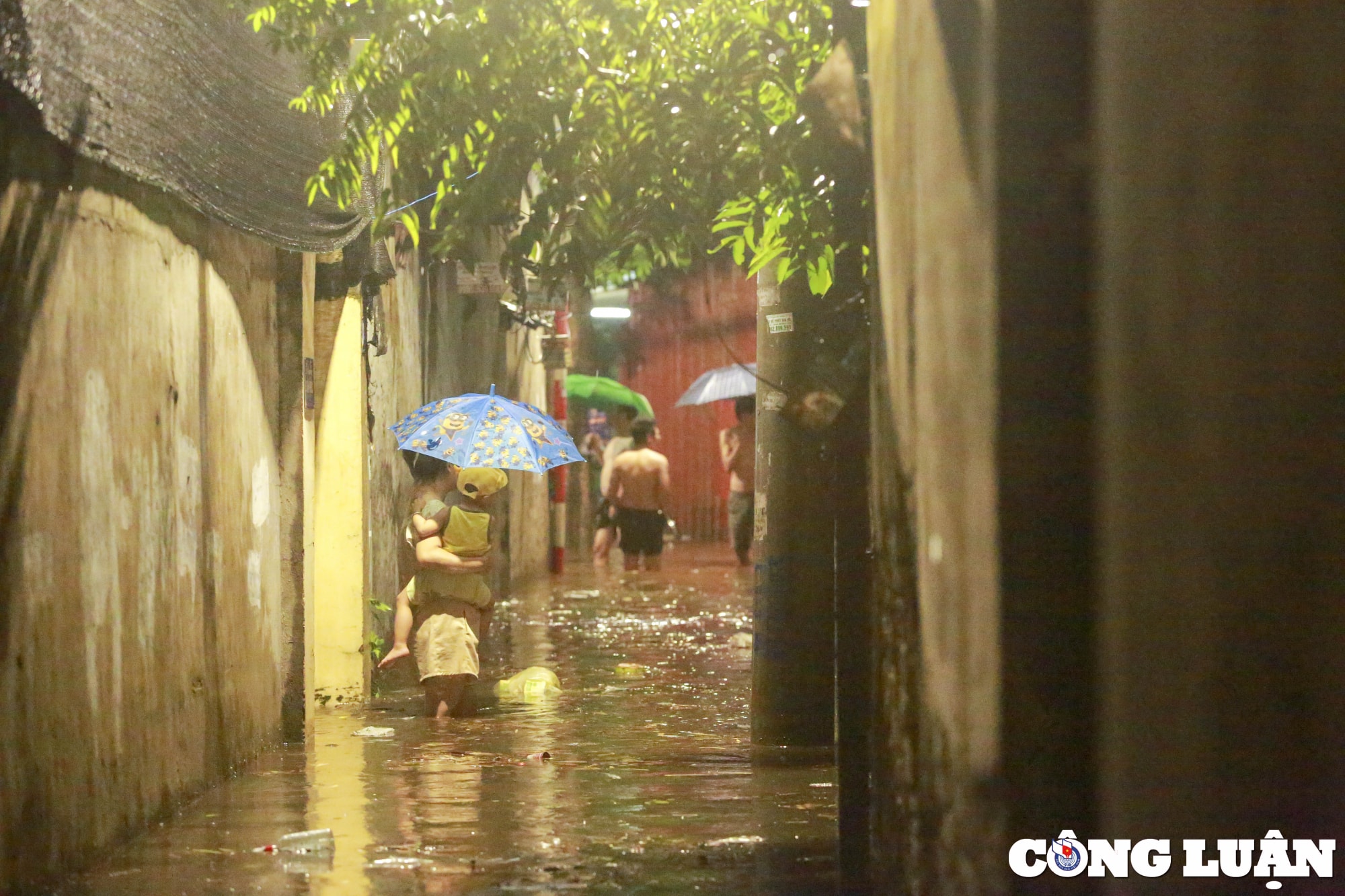 nhieu tuyen pho ha noi ngap sau sau con mua lon hinh 3