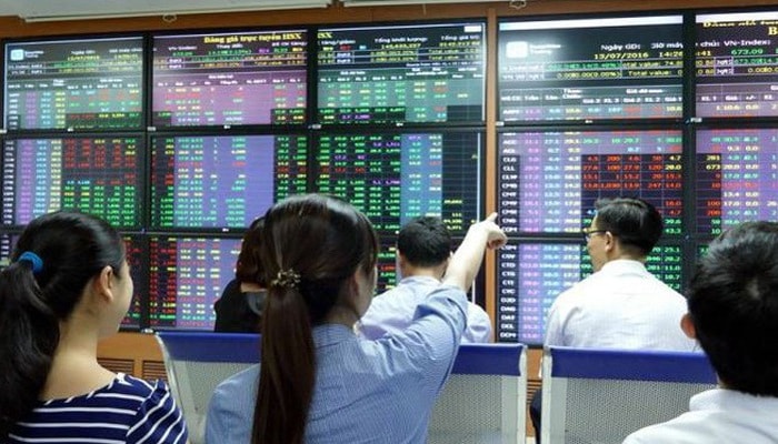 co phieu dau khi keo vn index bat tang tro lai hinh 1