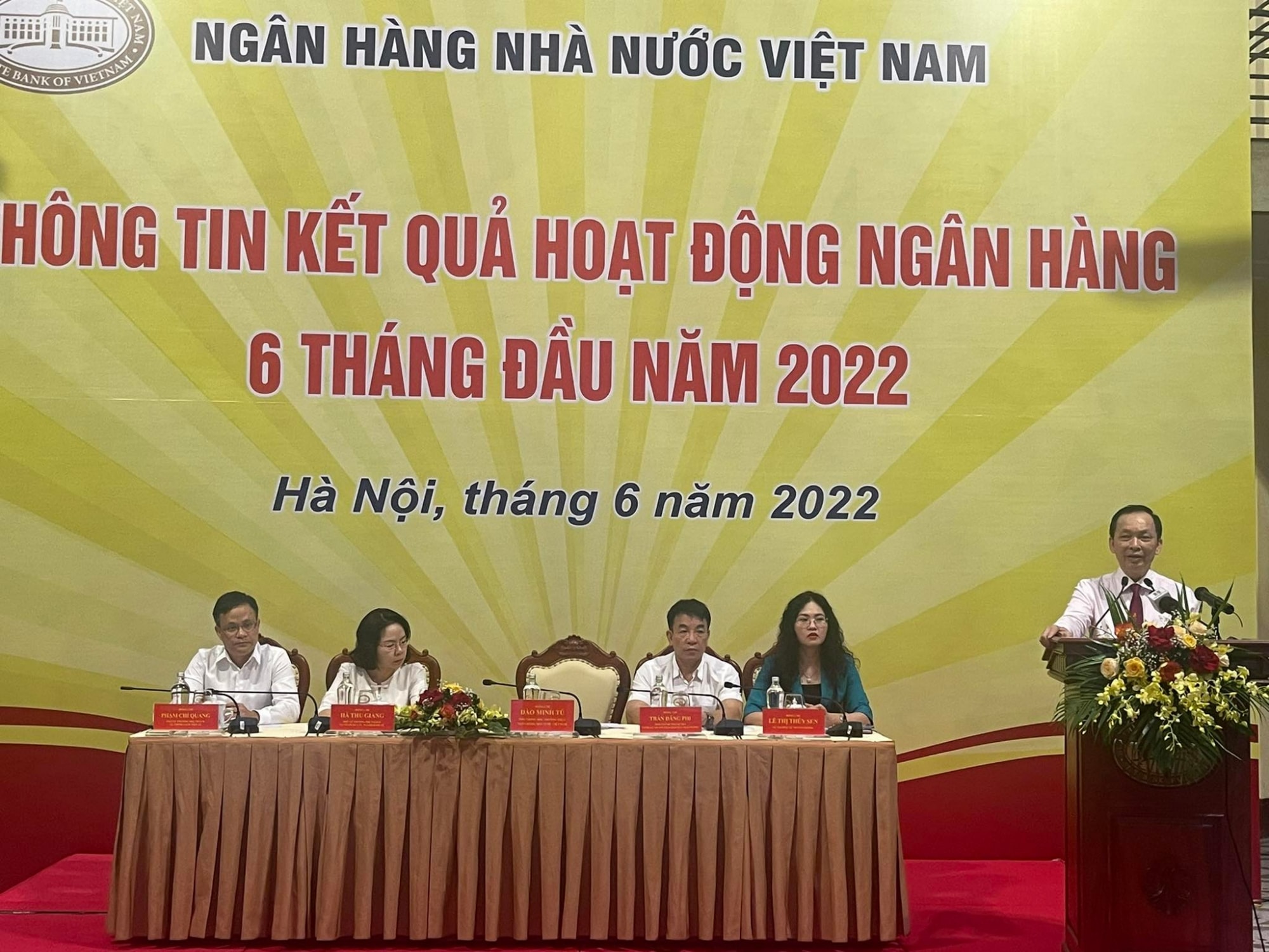 ngan hang nha nuoc lam phat gay ra nhieu ap luc cho dieu hanh chinh sach tien te hinh 2