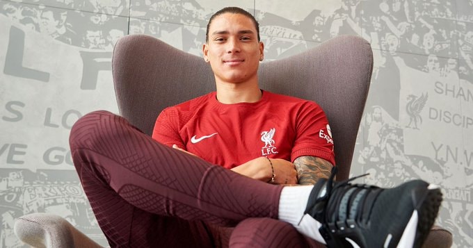 liverpool hoan tat thuong vu bom tan cua bong da the gioi he 2022 hinh 2