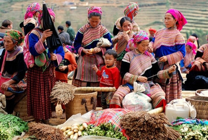 hap dan chuong trinh van hoa  du lich si ma cai  huong sac vung cao hinh 6