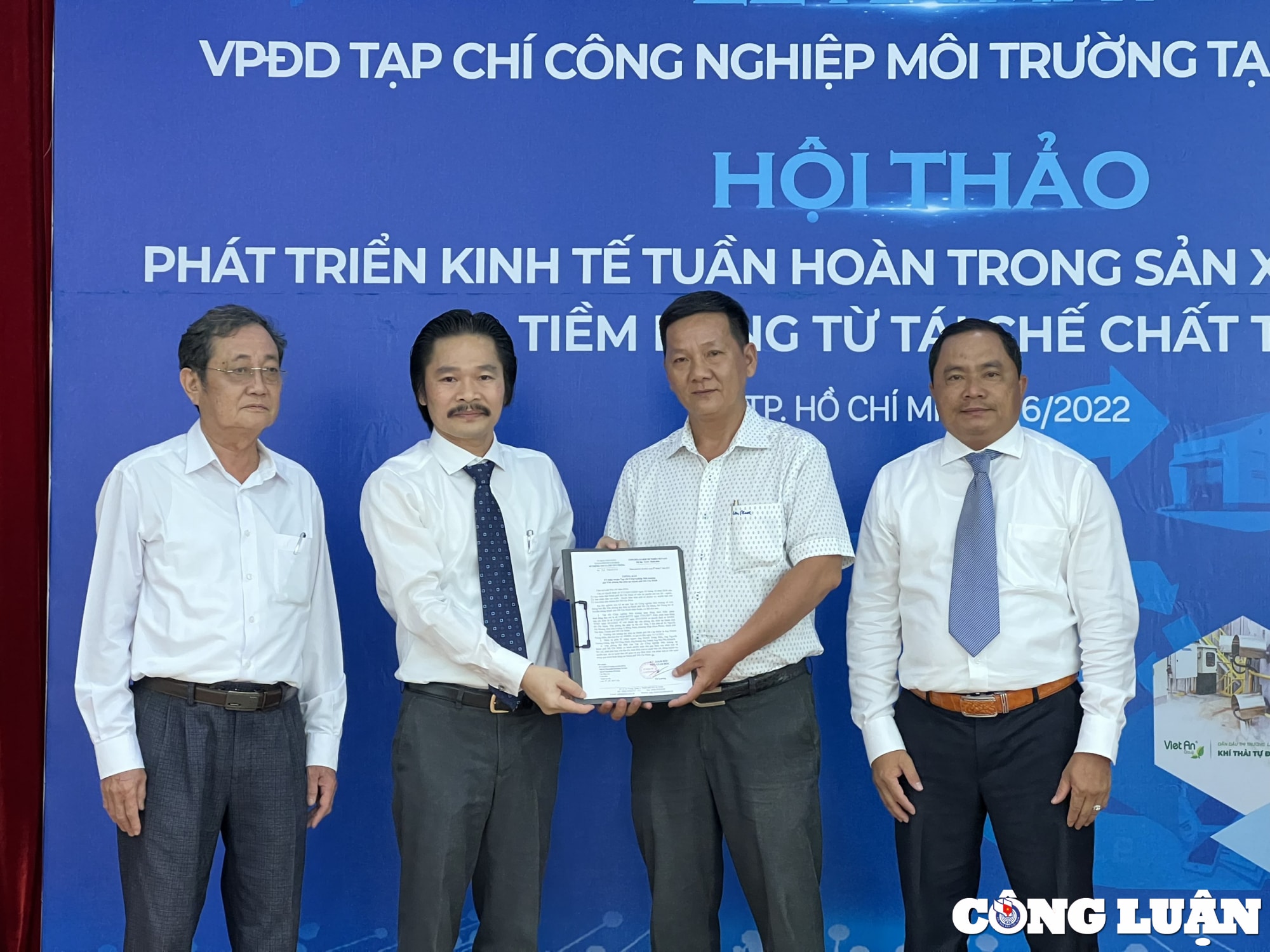 ra mat van phong tap chi cong nghiep moi truong tai tp hcm hinh 1