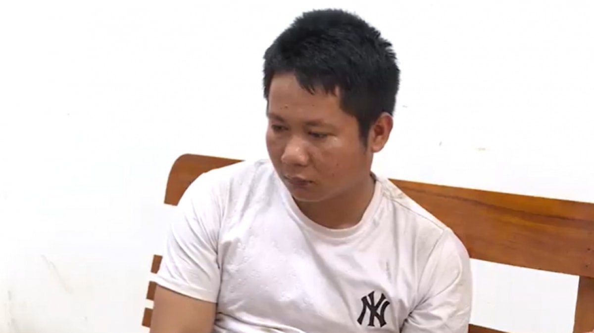 bi phat hien ten trom ra tay danh bao ve tu vong hinh 1